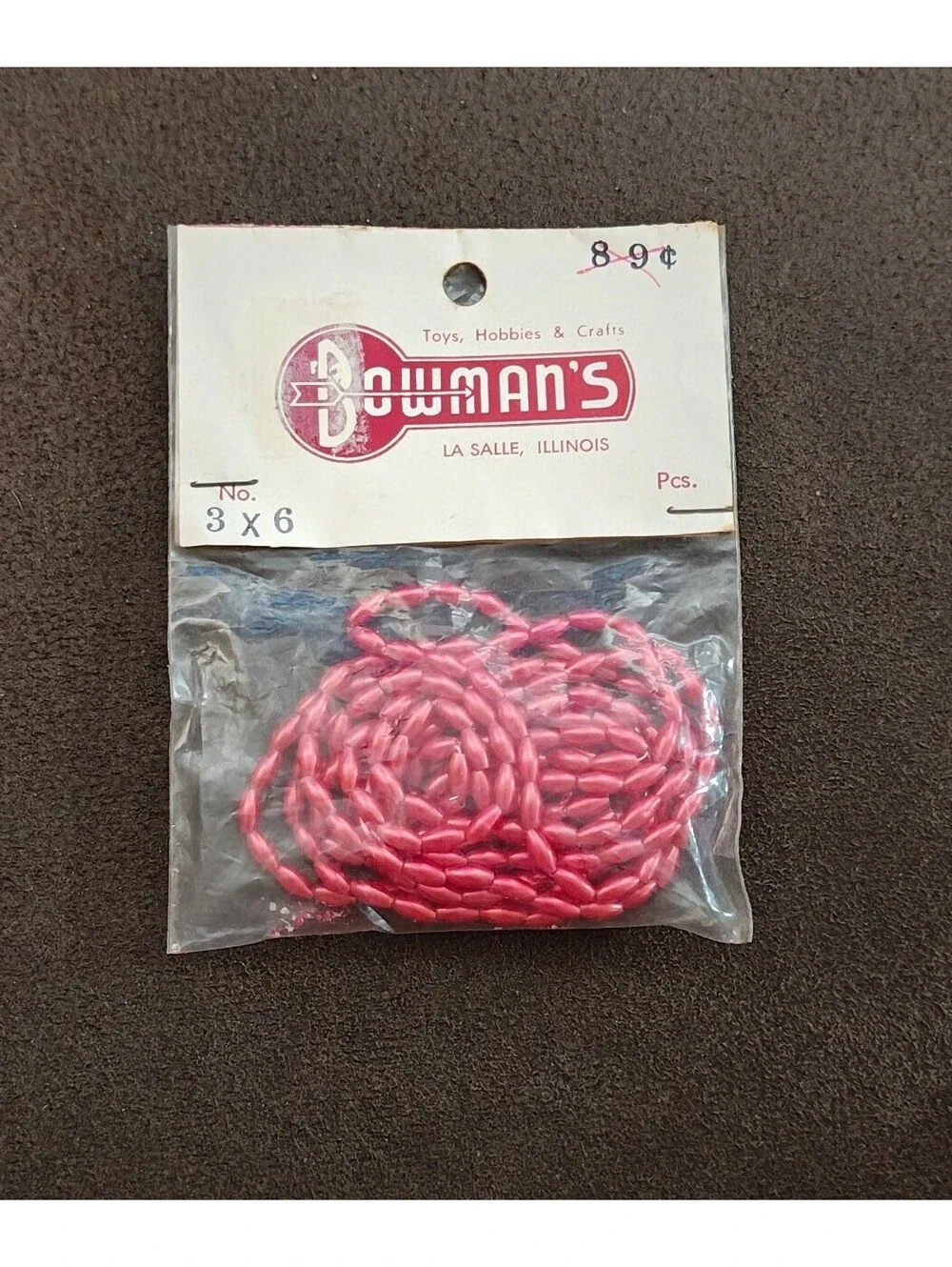 1960s/70s Pack Of Bowman's Brand Plastic Craft Beads From Lasalle Illinois NOS
